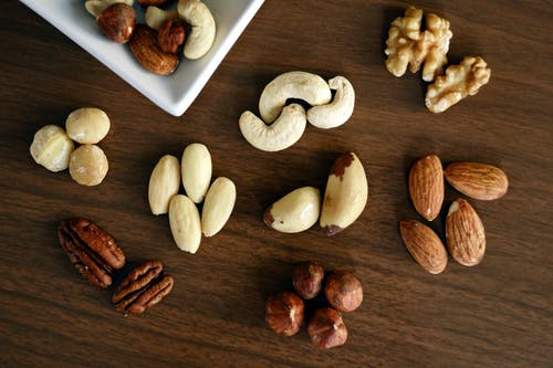 ořechy různé